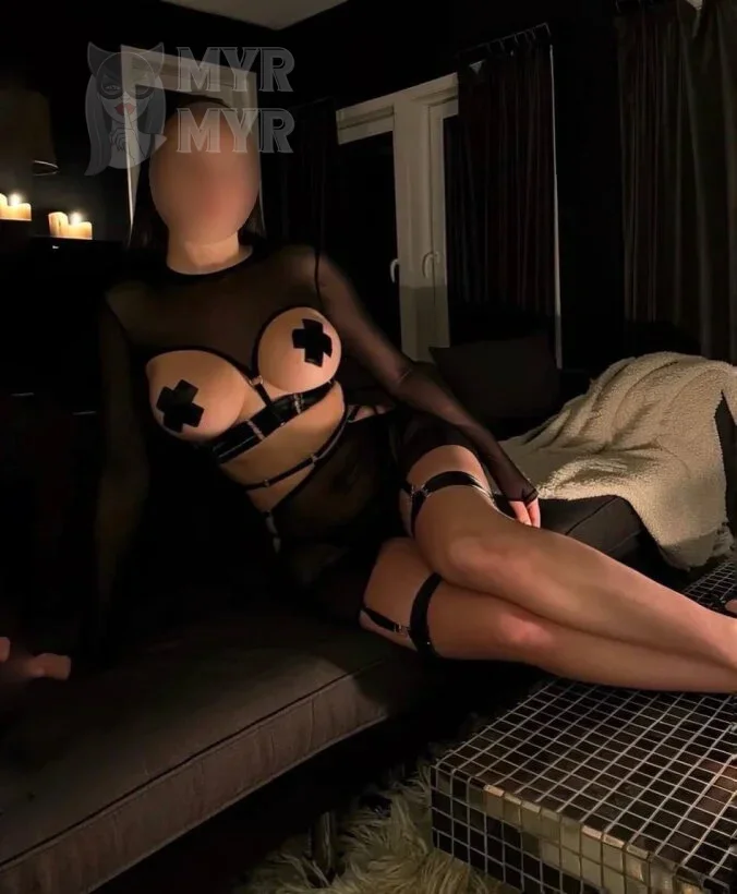 Адель, эротический массаж