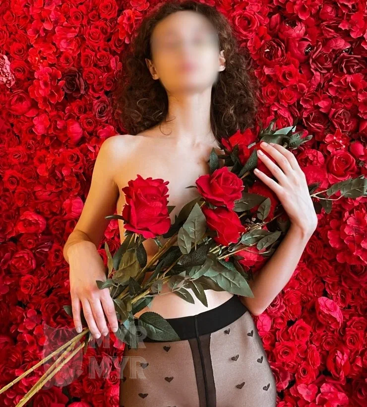 Дарина, эротический массаж