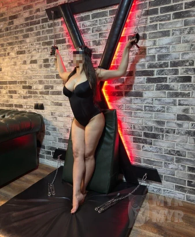 Кира, эротический массаж