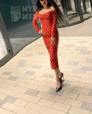 Виктория, эротический массаж